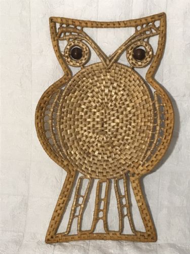 70s Retro VINTAGE Owl Shaped Grass Bowl Keys Wicker Rattan 13 x 8