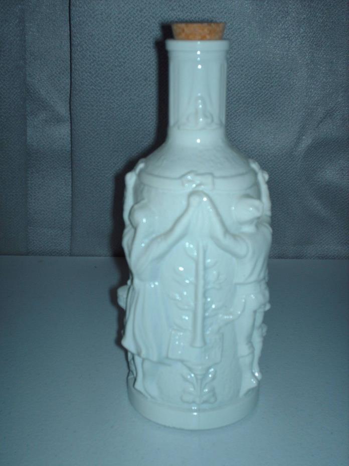 WHITE 3D BOTTLE DANCING PEOPLE DECOR WITH CORK MADE IN SPAIN - 9