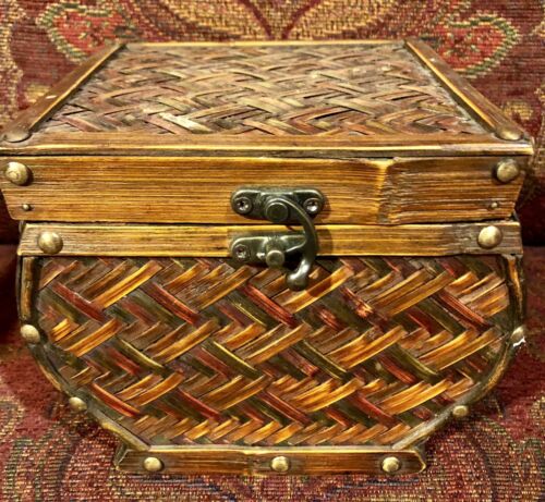 Antique Vintage Bamboo & Brass Jewelry Trinket Box Treasure Chest Trunk w Latch