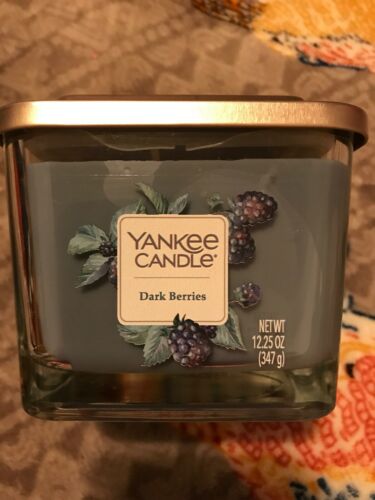 Yankee Candle Dark Berries 13.5oz Elevation Collection