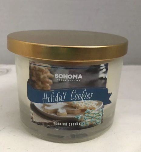Sonoma 4.8 oz. Candle- Holiday Cookies New!