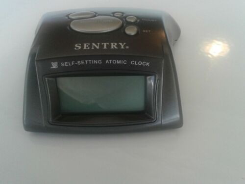 GE Self-Setting Atomic Alarm Clock
