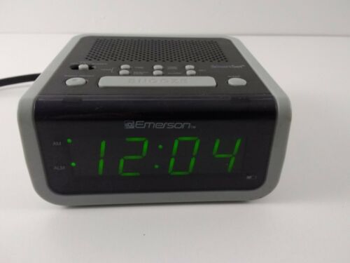 Emerson model CKS1702 Clock Radio lighted display alarm clock.