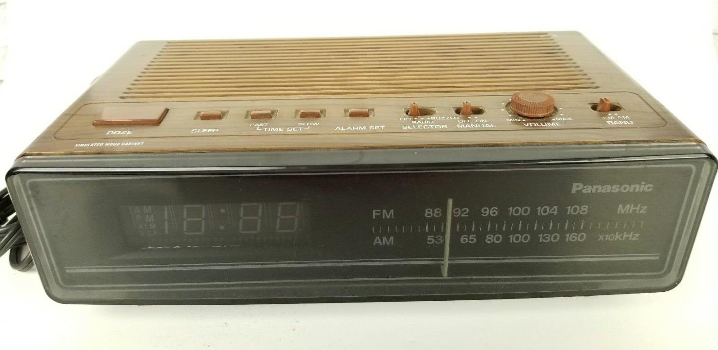 Panasonic RC 65 AM FM Alarm Clock Digital Radio Wood Tested Working Vintage