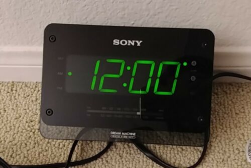 Sony Dream Machine Digital AM/FM Black Clock Radio Green LED ICF-C414