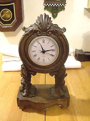 Nice Brown  mantel/desk Clock  ( Quartz).