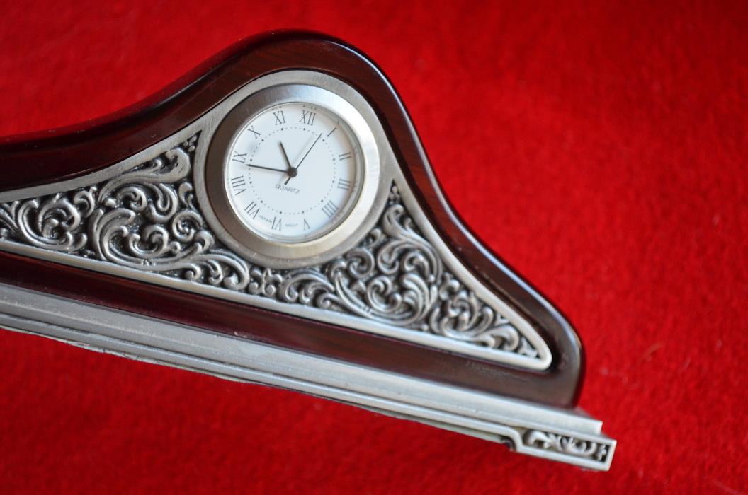 VTG COLLECTIBLES CHERRY WOODEN CASING /QUARTZ  CLOCK  WITH SILVER  ORNATE FRONT