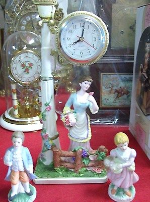 Lamp Post Lady With Kids Clock Works Great