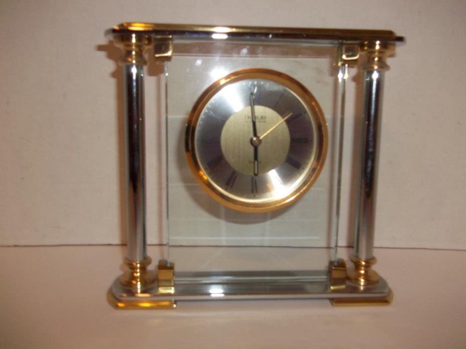 Danbury Clock Things Remembered Quartz Glass Mantle ShelfClock Silver Gold Color