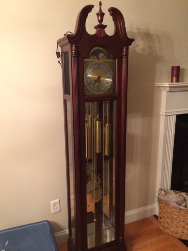 Grand father Clock Howard Miller