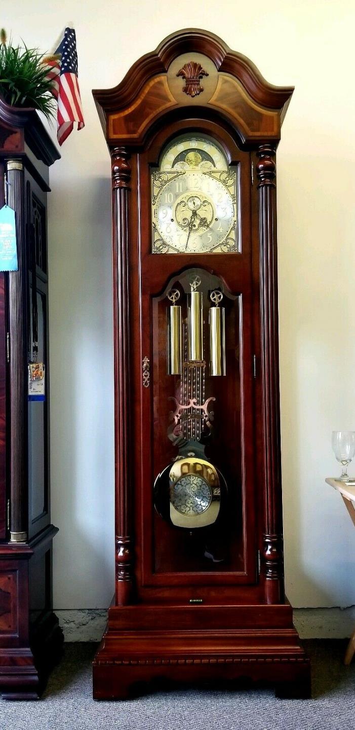Sligh Grandfather Clock #0948-1-AN  / Pre-owned / Traditional Cherry / 3 Chimes