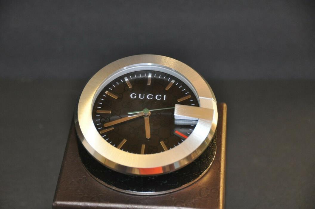 Gucci Black GG Pattern Dial Table Clock YC210008