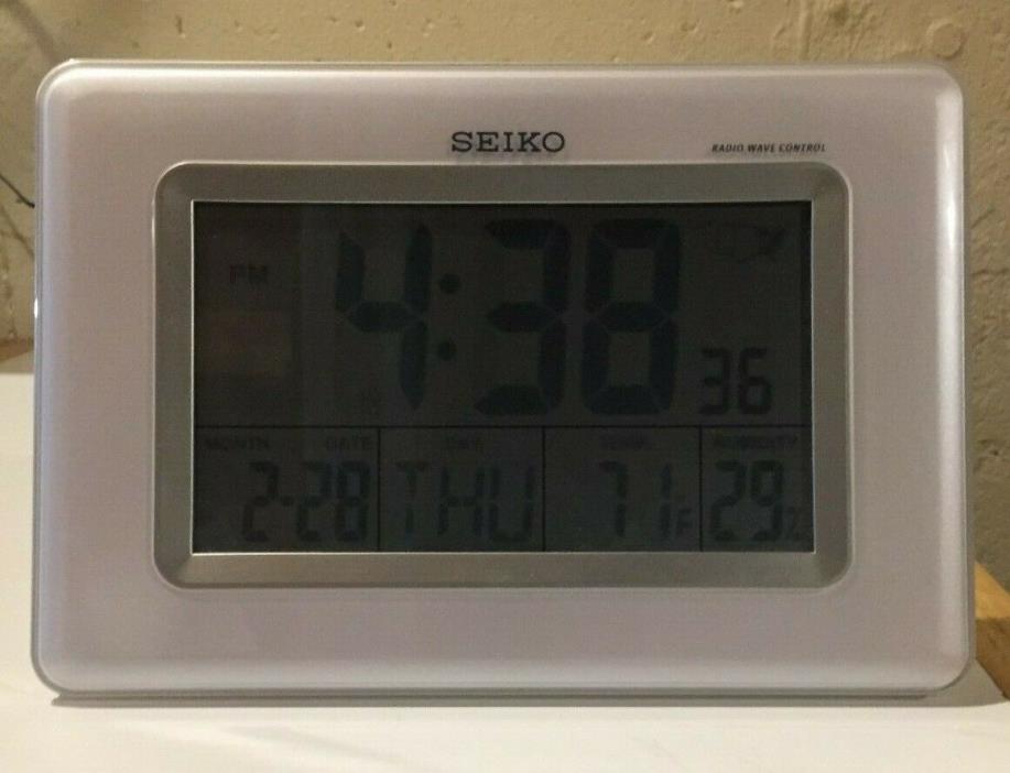 Seiko QHR020WLH R-Wave Atomic Desktop Clock