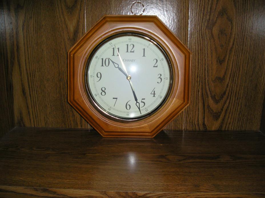 Round Faux Wood Chaney Wall Clock 12 Inch battery operated