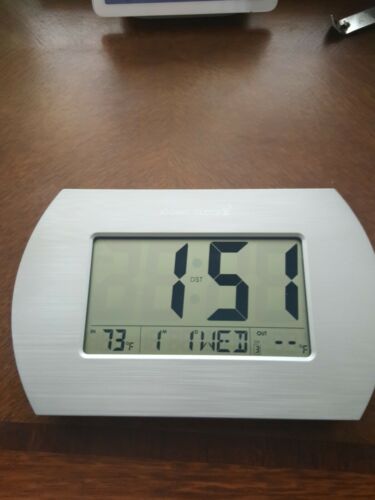 BBB87733 La Crosse Technology Digital Atomic Wall Clock Indoor Temp