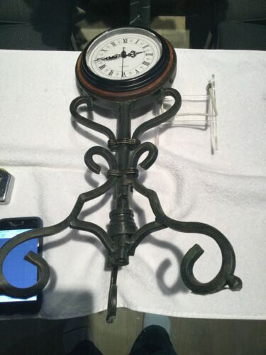 Black  Wrought Iron Metal Scroll Standing Clock 18” Tall 6” Face Second Hand