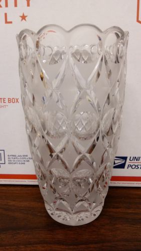 Vase Cut Crystal Clear Round Tulip Vase scalloped edge lens frosted ellipse