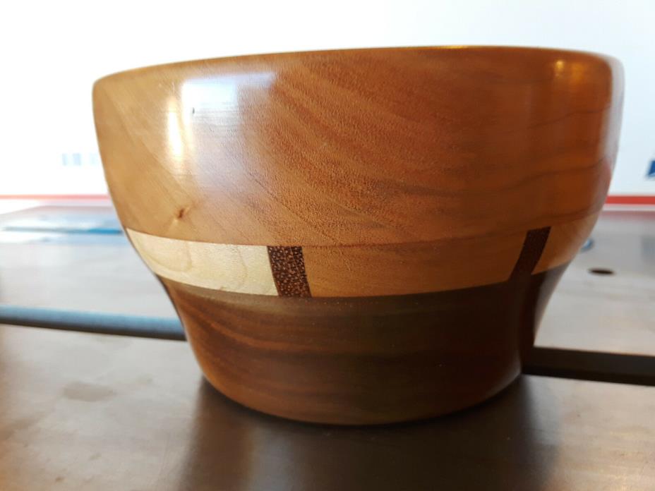 Segmented Bowl, made of Walnut and Cherry Woods, Lacquer Finish