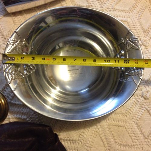MIKASA DURABLE ALUMINUM ALLOY GRAPE DESIGN BOWL