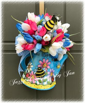TULIP DOOR HANGER IN METAL BUMBLE BEE WATERING CAN TULIP DOOR HANGER