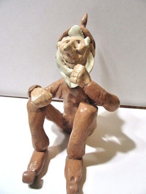 #2655 CREME COLOR CLAY GNOME FAERIE GARDEN ELF CERAMIC STATUE FIGURE