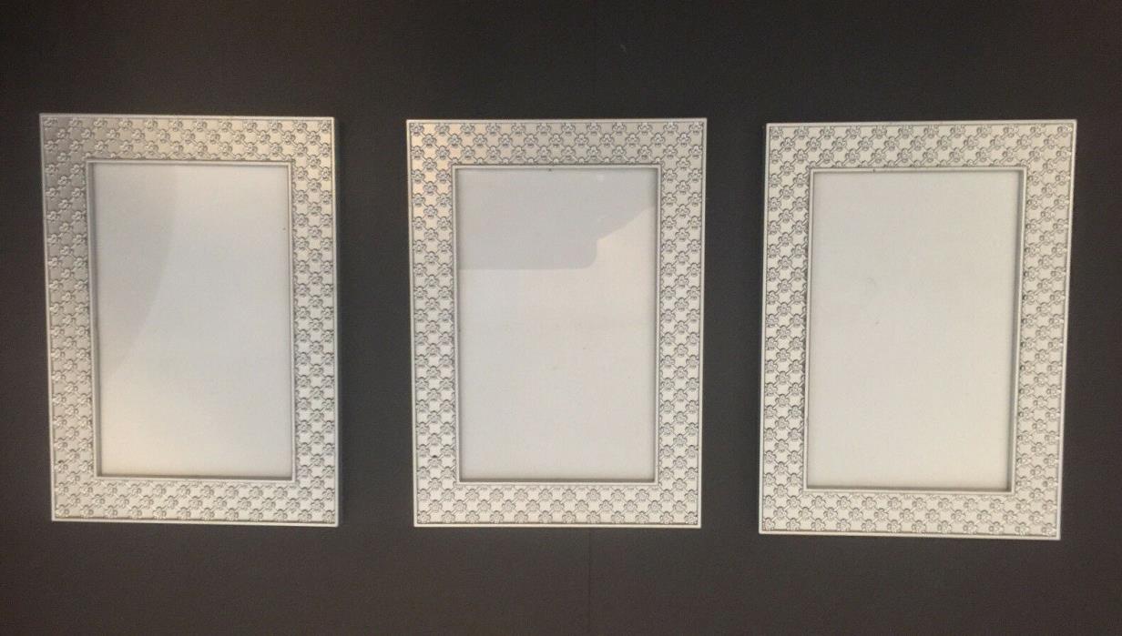 Picture Frame Silver Plastic and Glass Set of 3