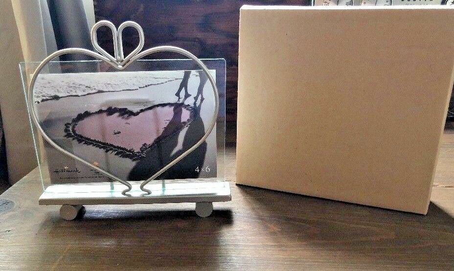 Brand New Hallmark Picture Frame. Glass And Metal Heart Design. 4x6 Photo.
