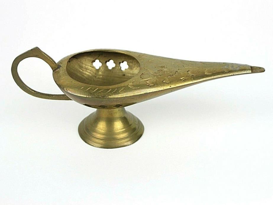 Vintage VTG Brass Aladdin Genie Lamp Ornate Engraved Incense Burner India