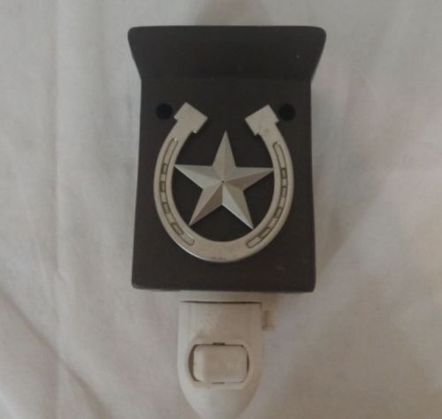 Scentsy plug in Western with horseshoe and Star