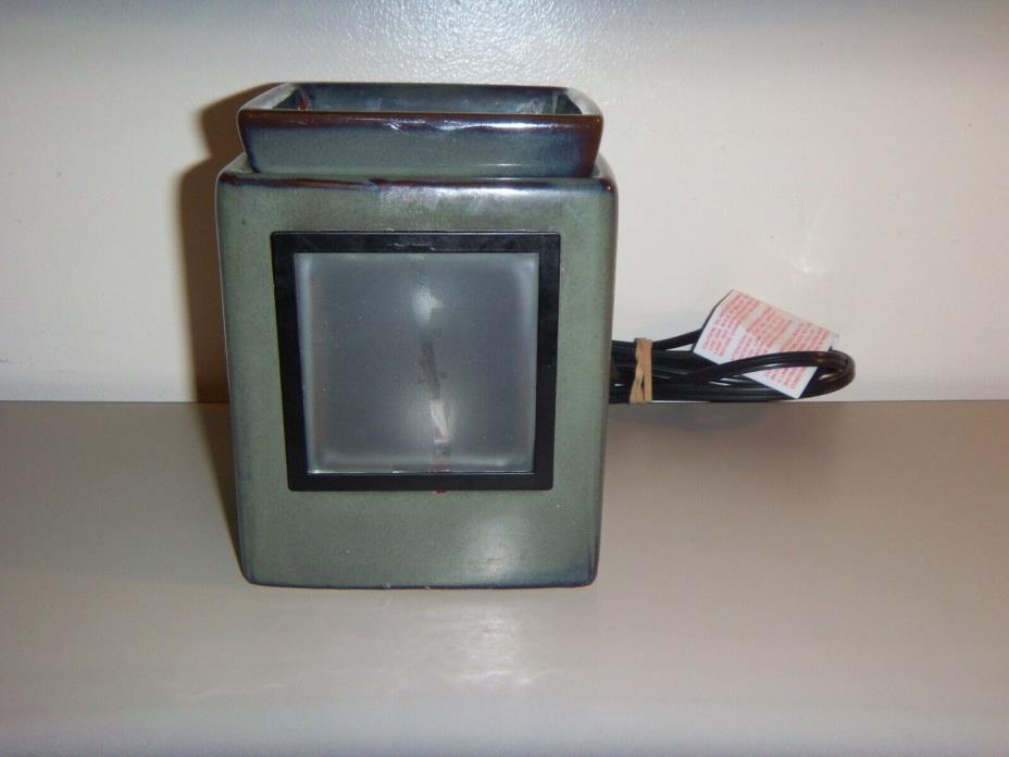 SCENTSY CUBE MOSS GALLERY FULL SIZE WARMER