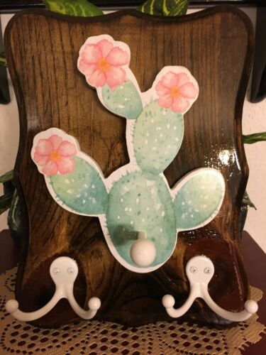 CACTUS FLOWER WALL MOUNT LEY HOLDER