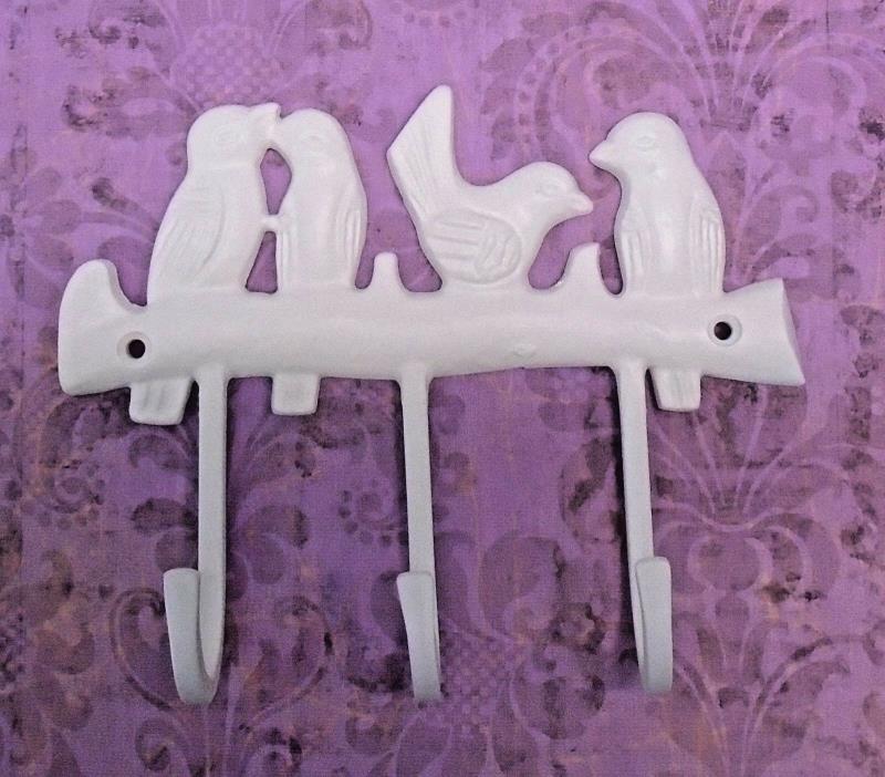 Decorative 3-Hook Key Rail Hanger, Matte White w/Perched Birds Design