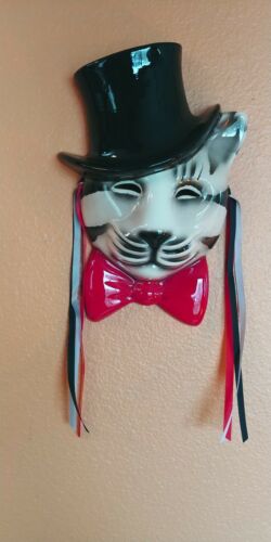 Vintage Signed Cateye Top Hat Ceramic Wall Plaque Mask Cat Decorative Kitty