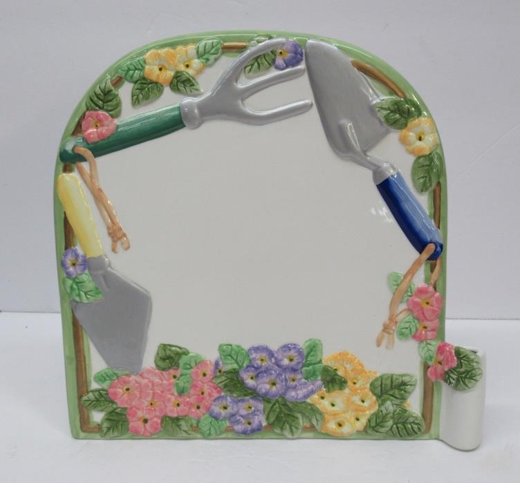 Ceramic Message Board Gardener Gift Summer Shovel Spade Flowers with Pen Holder