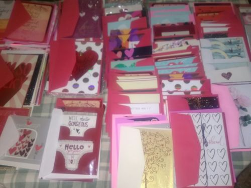 Lot 230 VALENTINES DAY CARDS New W/ Envelopes for resale