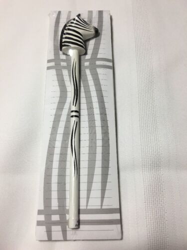 Wuzzits Handpainted pencil Zebra with 60 sheet pad New Sealed
