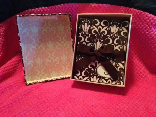 Tri-Coastal Design Note Cards Boxed Set S Monogram-16 Cards With Envelopes-2008