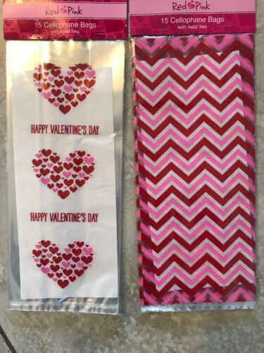 CVS 30 COUNT CELLOPHANE BAGS WITH TWIST TIES Valentine’s Day New