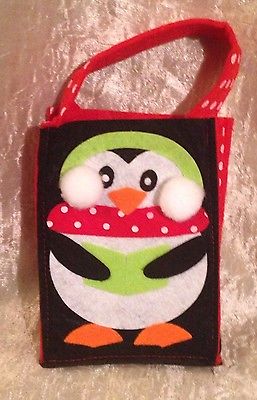 Pack of 6 Felt Penguin Treat/Gift Bags Christmas Winter Party 6