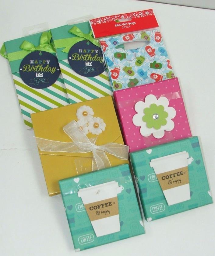 Lot of 7 Includes; 4 Gift Card Boxes 2 Gift Card Envelopes 1 Mini Gift Bags