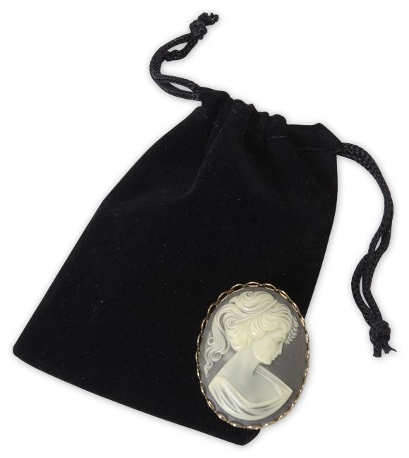 25 Velvet Draw String Pouches Gift Bags Sacks Jewelry Holders - 3 x 4