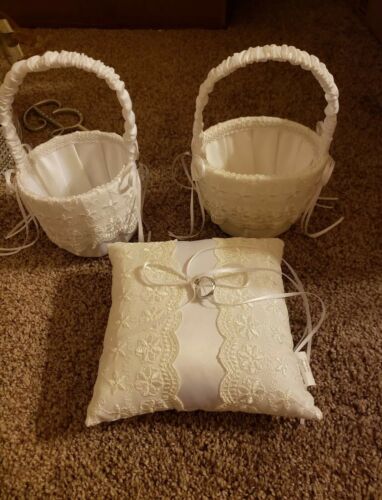 Ivory Lace Pearl Wedding Ring Bearer Pillow Cushion and 2 Flower Girl Baskets