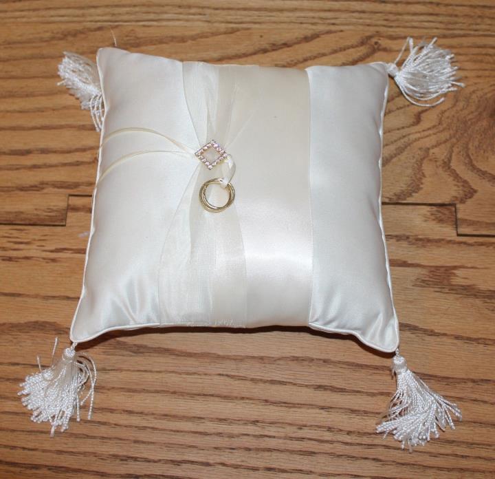 Ivory Ring Pillow