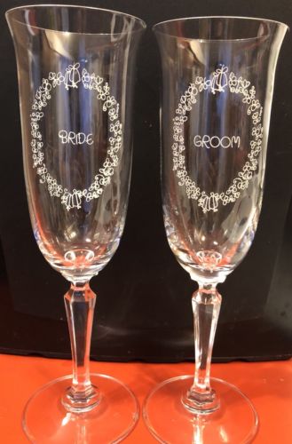 Custom Engraved Champagne Flutes for Wedding - Toasting Glasses For Mr and Mrs