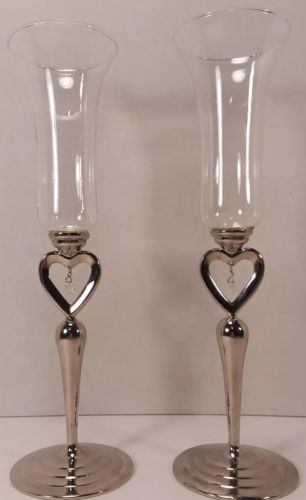 Wedding Champagne flutes glasses floating crystal inside silver heart pair