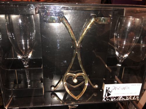 Raindrop Toasting Flutes with Heart Stand Set of 2 Wedding Toasting Glasses