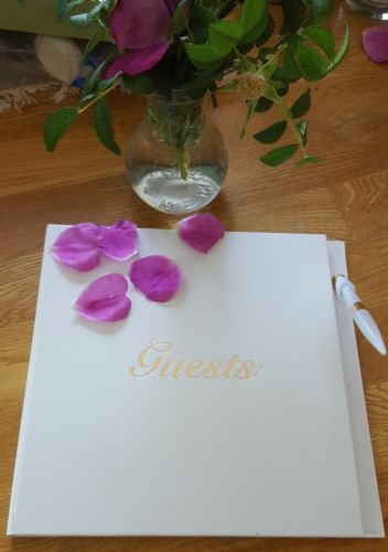 NEW IN BOX ? WEDDING GUEST BOOK AND PEN