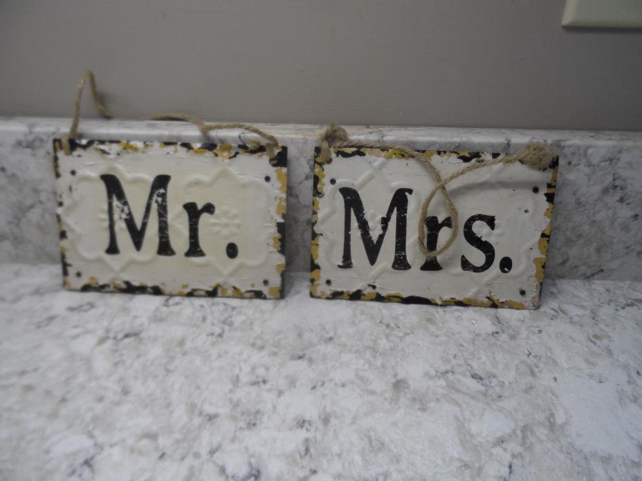 Mr. & Mrs. Signs Rustic Tin/Wood & Twine Wedding Decor