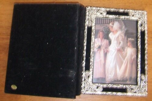Cute Silver Flip Open Wedding Photo Book Album Holds 100 Photos 5