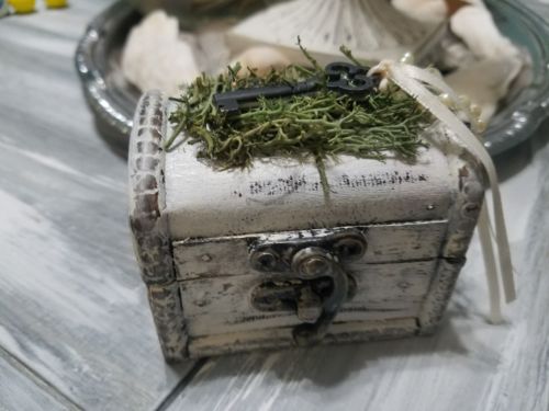 Distressed Woodland Shabby Chic White Ivory  Wedding Ring Bearer Box Pillow Alt.